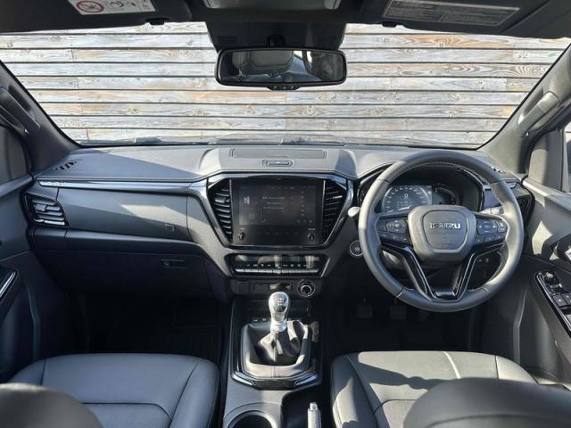 Isuzu D-max 1.9 V-Cross Dcb