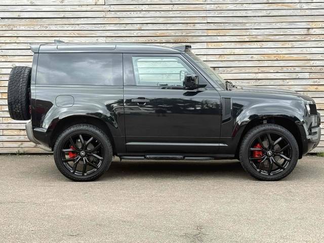 2023 Land Rover Defender 3.0 D250 MHEV