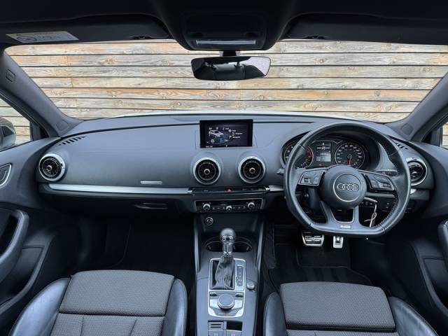 2018 Audi A3 1.0 2018'18 TFSI Black Edition | DAB