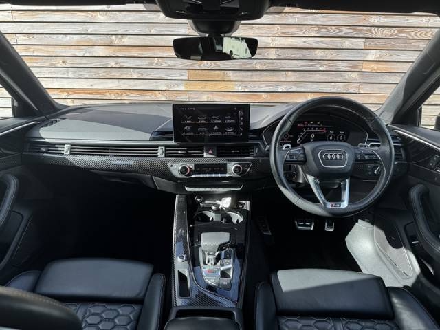 2021 Audi RS4 3.0 2021'21 RS 4 | CARBON BLACK Edition