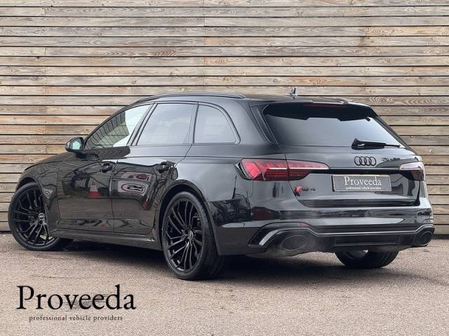 2021 Audi RS4 3.0 2021'21 RS 4 | CARBON BLACK Edition