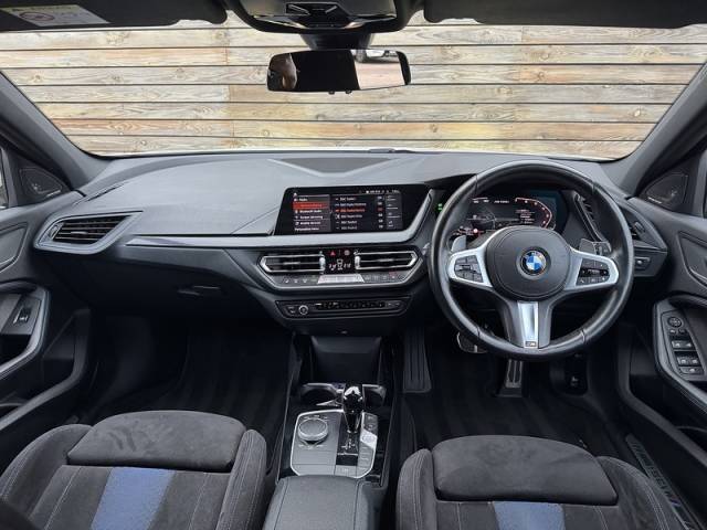 2022 BMW 1 Series 2.0 2021'71 M135i | Harman/Kardon | Apple CarPlay