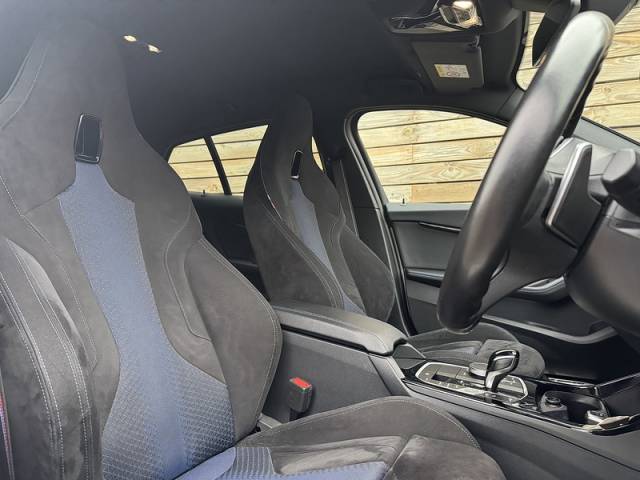 2022 BMW 1 Series 2.0 2021'71 M135i | Harman/Kardon | Apple CarPlay