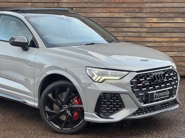2021 Audi RS Q3 2.5 2021'71 TFSI Vorsprung | Pan Roof | RS Sports Exhaust