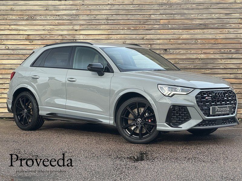 2022 Audi RS Q3