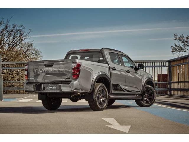 Isuzu D-max 1.9 V-Cross STEEL Auto