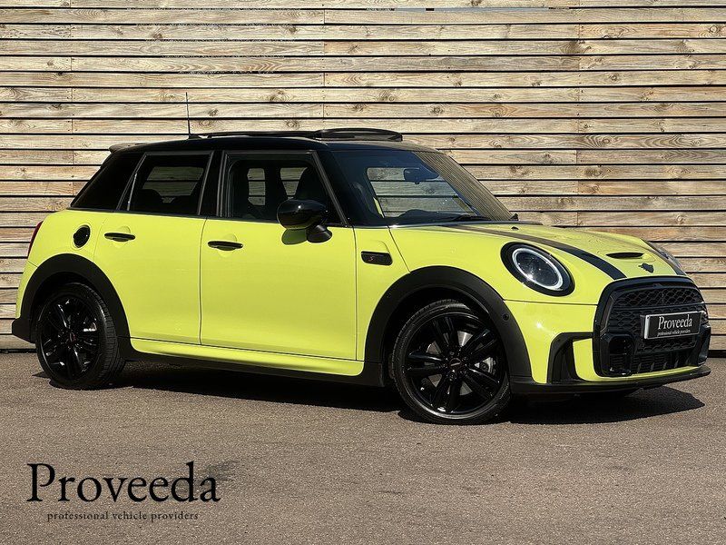 2024 Mini Hatch