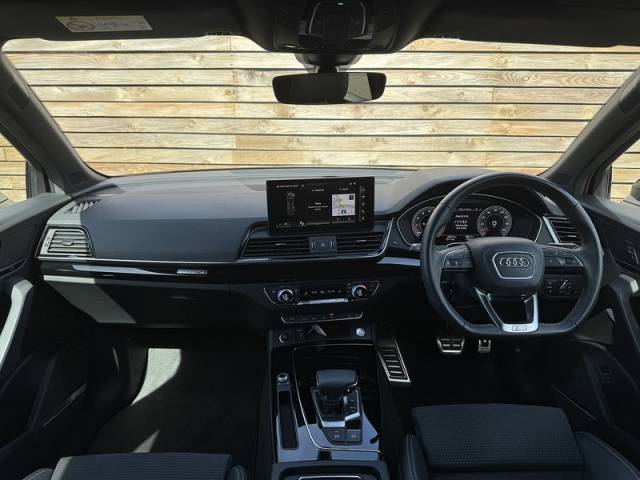2024 Audi Q5 2.0 2024'24 TFSI Black Edition | Comfort & Sound Pack | Reversing Camera