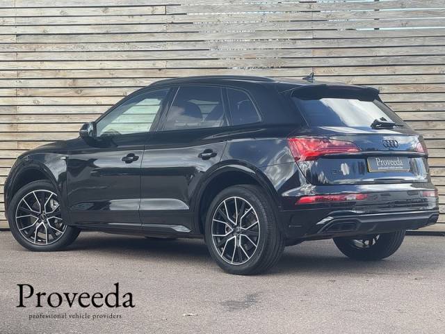 2024 Audi Q5 2.0 2024'24 TFSI Black Edition | Comfort & Sound Pack | Reversing Camera