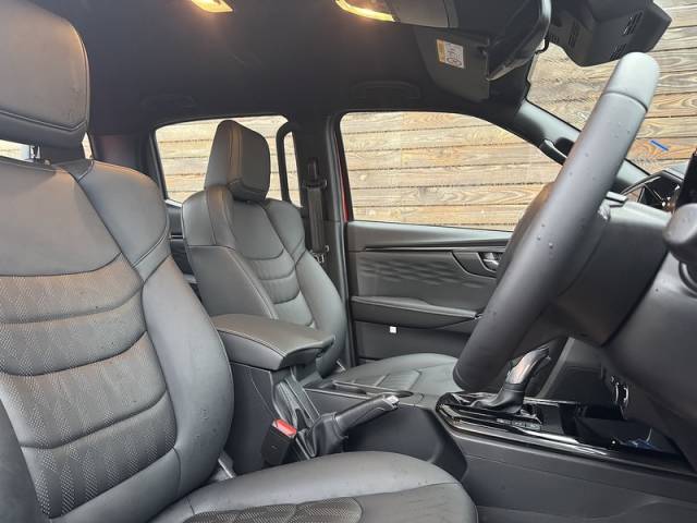 Isuzu D-max 1.9 V-Cross Dcb