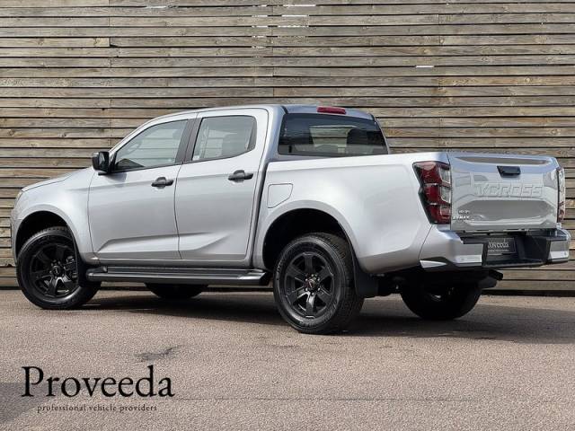 Isuzu D-max 1.9 V-Cross Dcb