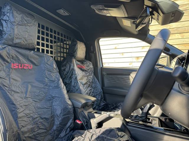 Isuzu D-max 1.9 V-Cross Dcb Commercial