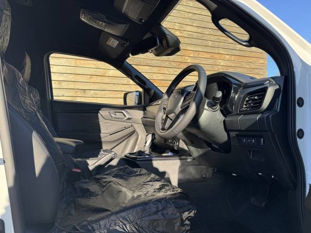 Isuzu D-max 1.9 V-Cross Dcb Commercial