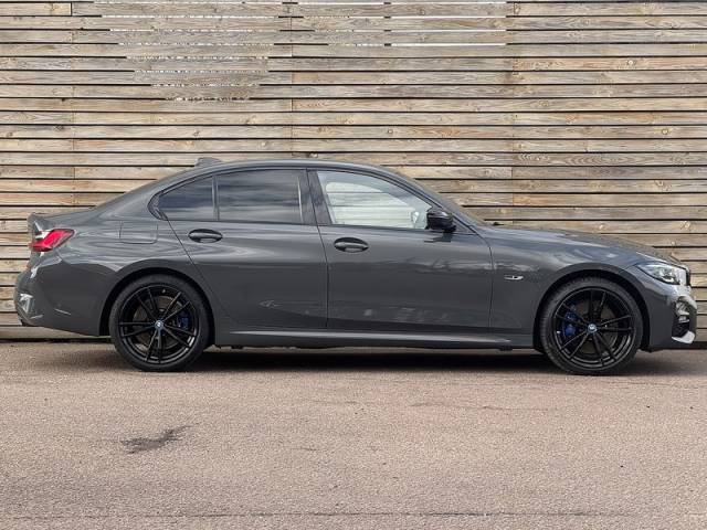 2021 BMW 3 Series 2.0 2021'71 330e M Sport Pro Edition | Comfort Plus | Technoloy Pack