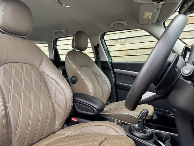 2020 Mini Countryman 2.0 2020'20 Cooper S Exclusive | British Racing Green | Comfort Pack