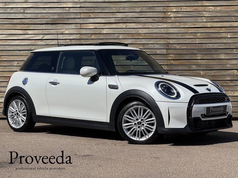 2023 Mini Hatch