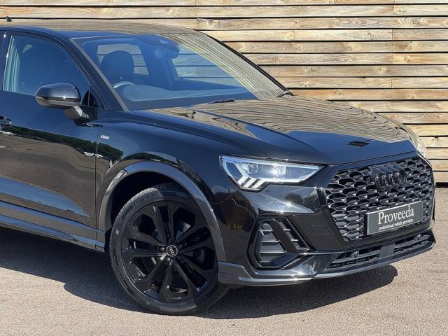 2023 Audi Q3 1.5 2023'23 TFSI CoD Black Edition | SONOS | Heated Front Seats
