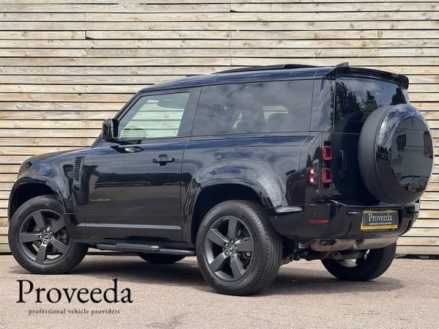 2024 Land Rover Defender 3.0 2024'74 D250 MHEV X-Dynamic HSE | Pan Roof | 6 Seats!