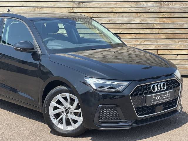 2022 Audi A1 1.0 2022'22 TFSI Sport | Car Play | Rear Parking Sensors