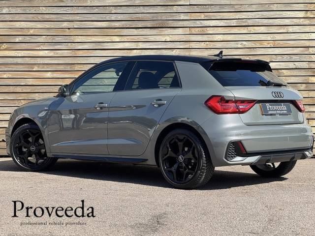 2024 Audi A1 1.5 2024'74 TFSI Black Edition | Technoloy Pack  | Sonos Sound