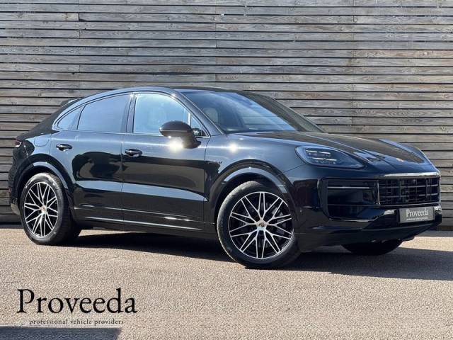 Porsche Cayenne 3.0 2025'75 V6 E-Hybrid Black Edition | Pan Roof | BOSE Coupe Hybrid Black