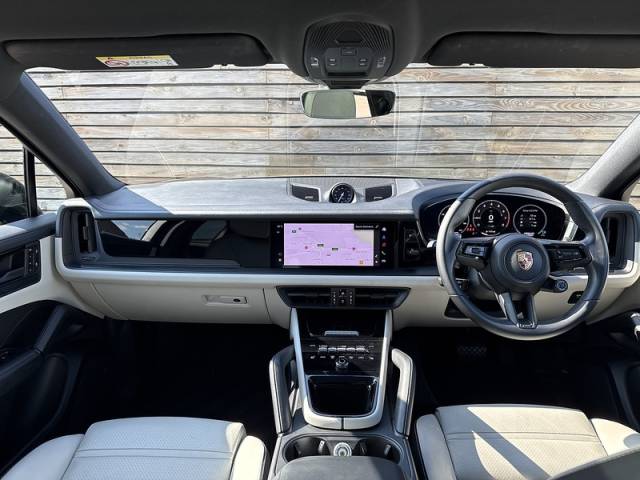 2025 Porsche Cayenne 3.0 2025'75 V6 E-Hybrid Black Edition | Pan Roof | BOSE