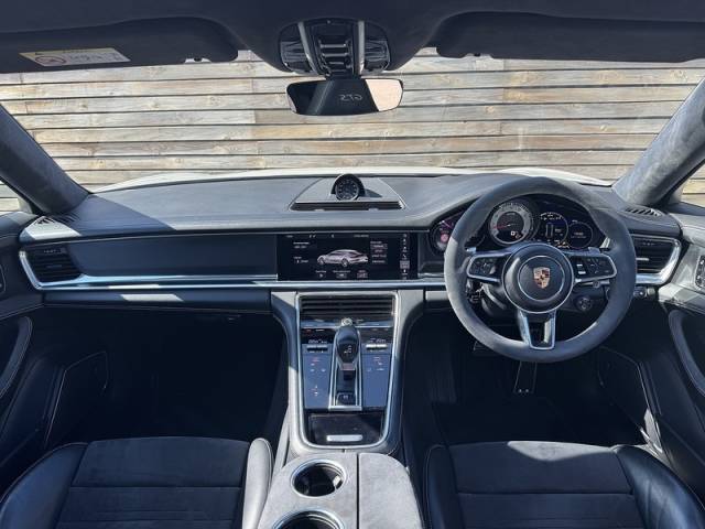 2019 Porsche Panamera 4.0 2019'19 T V8 GTS | Top Spec | Pan Roof
