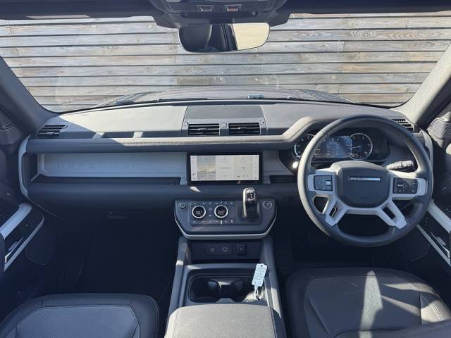 2022 Land Rover Defender 3.0 2022'22 D250 MHEV X-Dynamic SE | Pan Roof | Exterior Upgrades