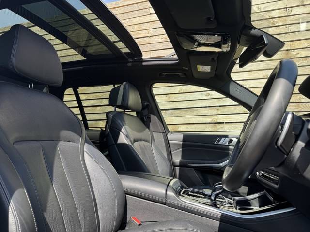 2018 BMW X5 3.0 2018'68 40i M Sport | Sky Lounge Pack | Comfort Plus Pack