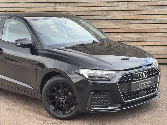 2022 Audi A1 1.0 2022'22 TFSI Sport | Car Play | Rear Parking Sensors