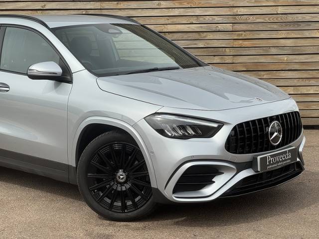 2025 Mercedes-Benz GLA 1.3 2025'74 GLA200h MHEV AMG Line | Premium Pack | De Chromed