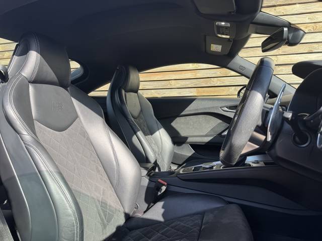 2022 Audi TT 2.0 2022'72 TFSI S line | Heated Seats | Chronos Grey