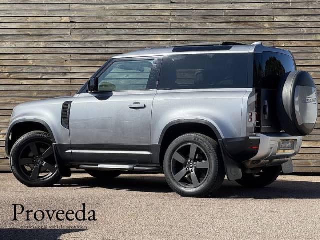 2022 Land Rover Defender 3.0 2022'22 D250 MHEV HSE | Pan Roof | Side Steps