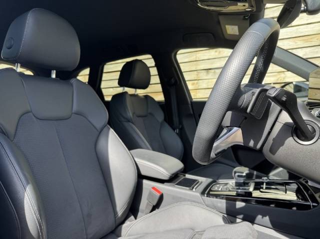 2024 Audi Q5 2.0 TFSI Black Edition