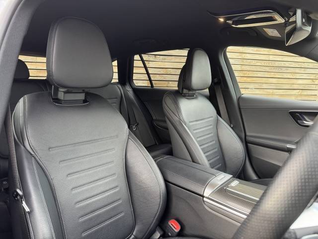 2022 Mercedes-Benz C Class 2.0 2022'72 C220dh MHEV AMG Line | Premium | Ambient Lighting