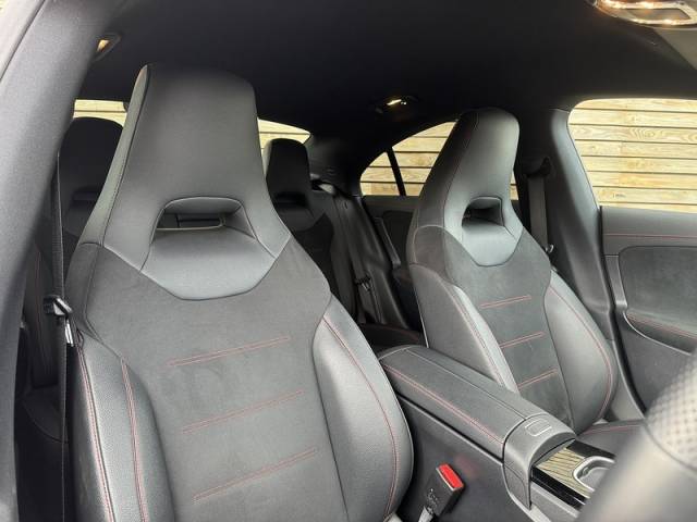 2024 Mercedes-Benz CLA 2.0 2024'24 CLA220d AMG Line | Ambient Lighting | Premium Pack