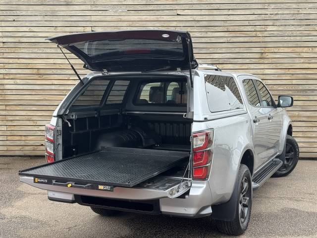Isuzu D-max 1.9 V-Cross Dcb