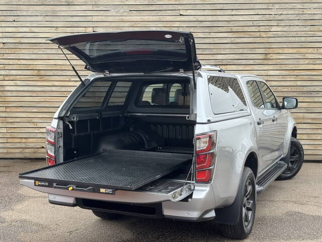 Isuzu D-max 1.9 V-Cross Dcb