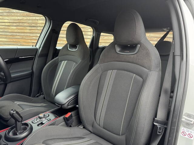2020 Mini Countryman 2.0 2020'70 Cooper S | Sport model | JCW wheels & interior | Nav pack + | Comfort pack | Low mileage